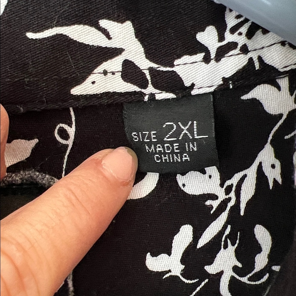 Men’s Rock Roll N Soul dress/casual Long sleeve shirt, 2XL black & white floral - Picture 2 of 8